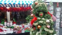 De levende Kerstboom Straattheater act